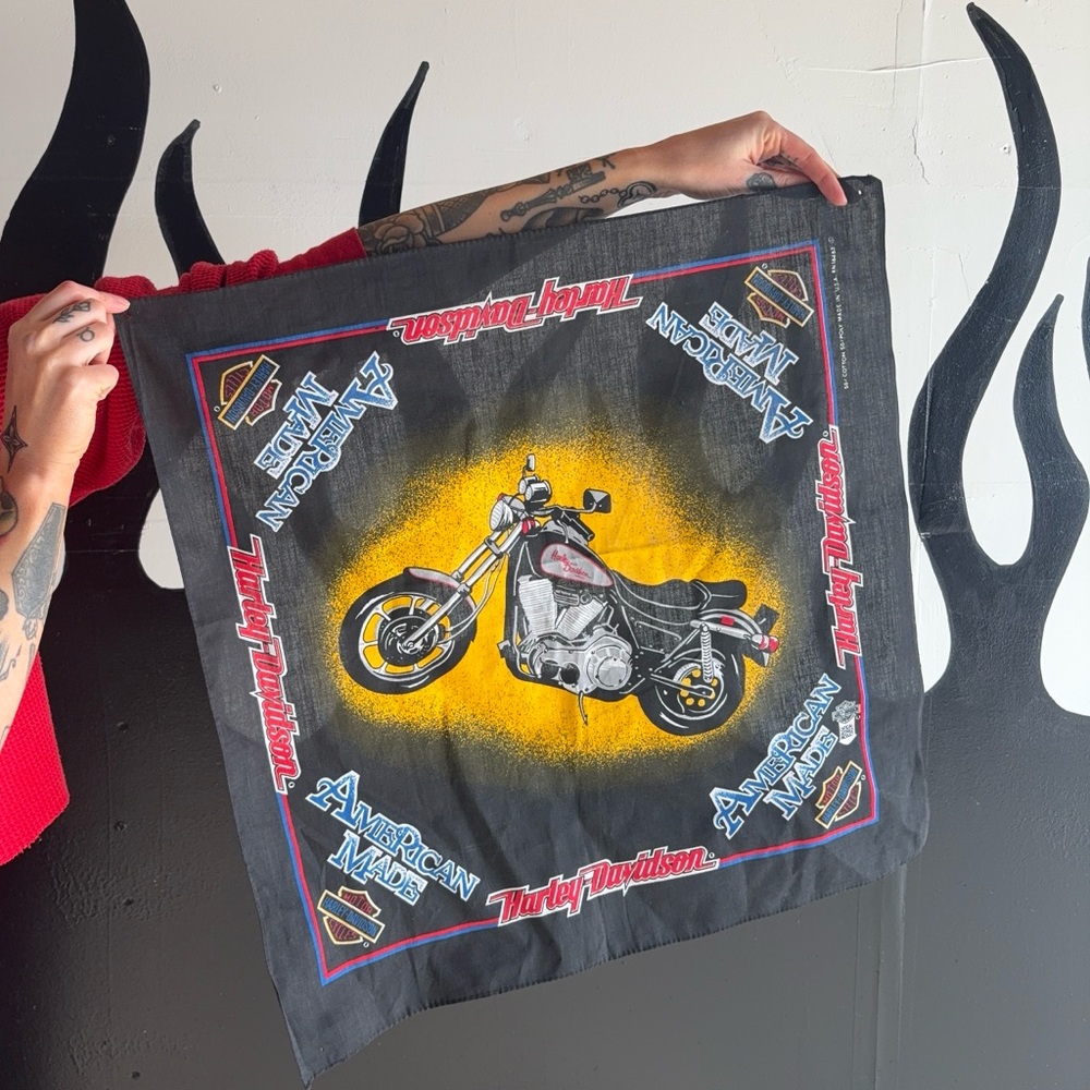 Harley-Davidson Black and Yellow Motorcycle Bandana